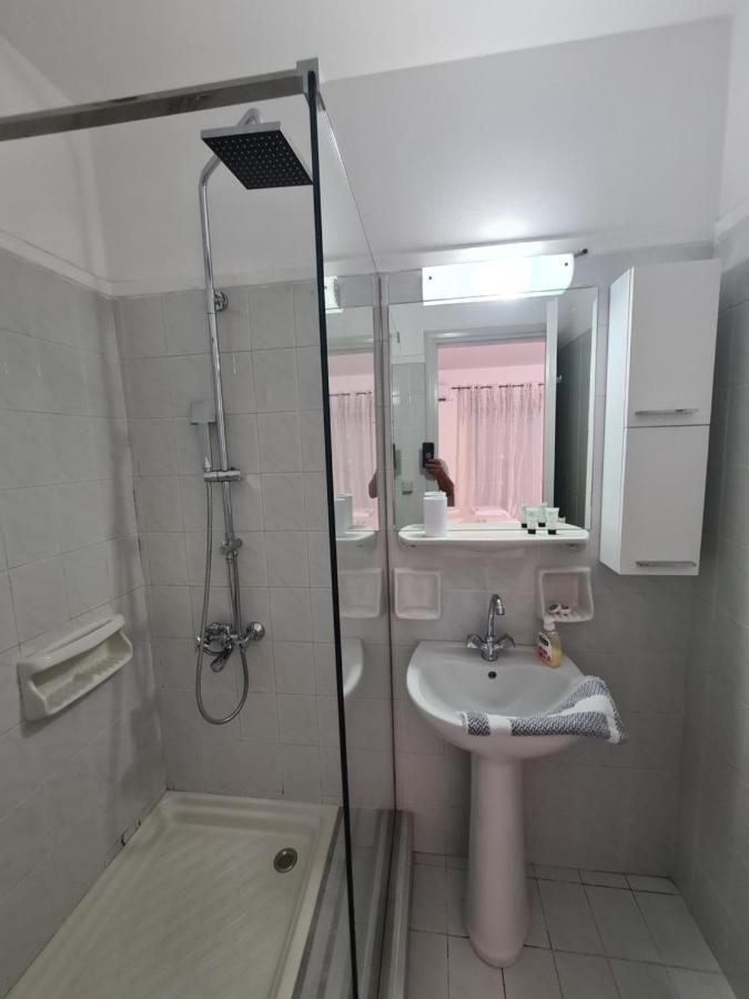 Crown Apartments Kalívesz Kültér fotó