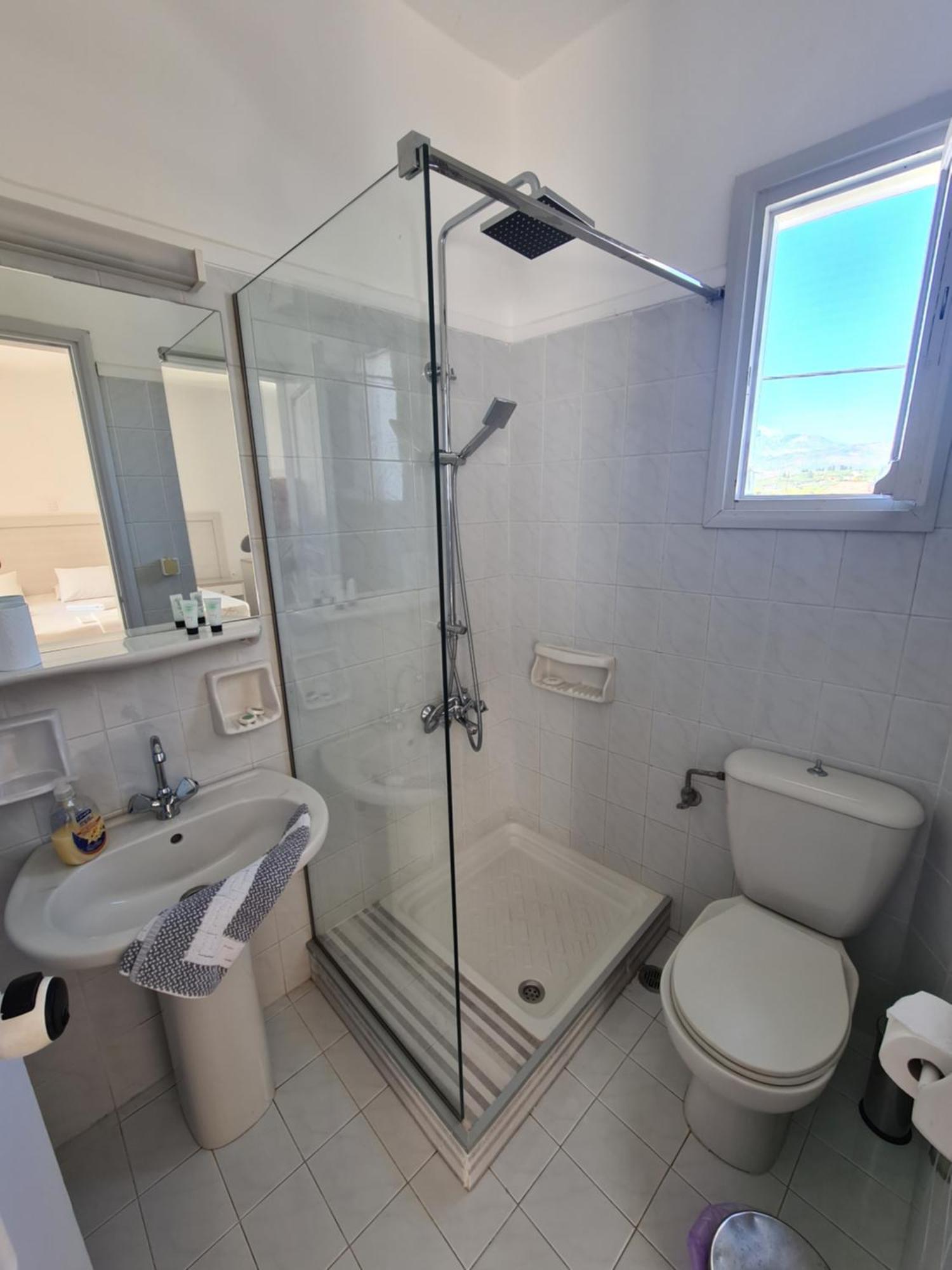 Crown Apartments Kalívesz Kültér fotó